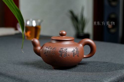 何叶紫砂艺术丨润鼎壶 道洪风