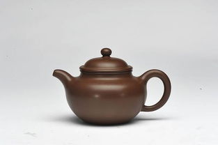 紫砂艺术 泥韵生辉，匠心独运